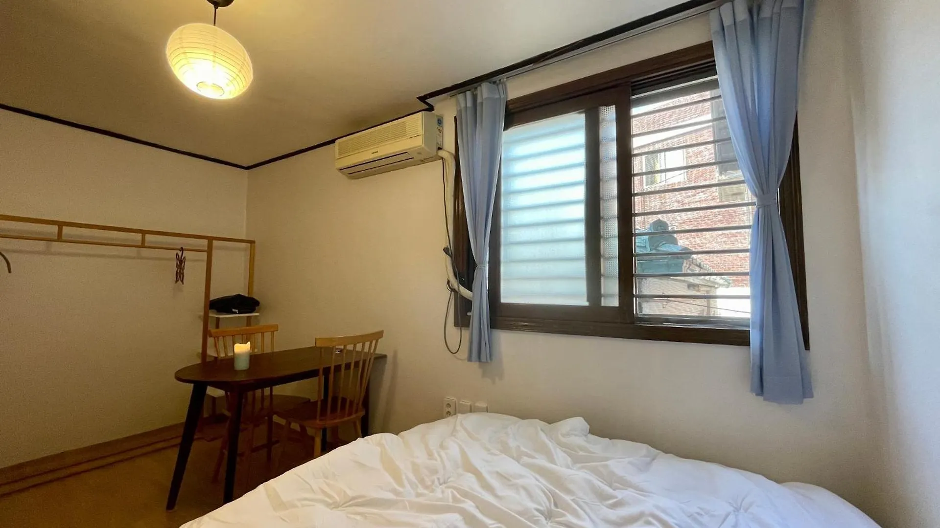 Guest house Woody House In Hongdae, Sinchon Hotel Seoul