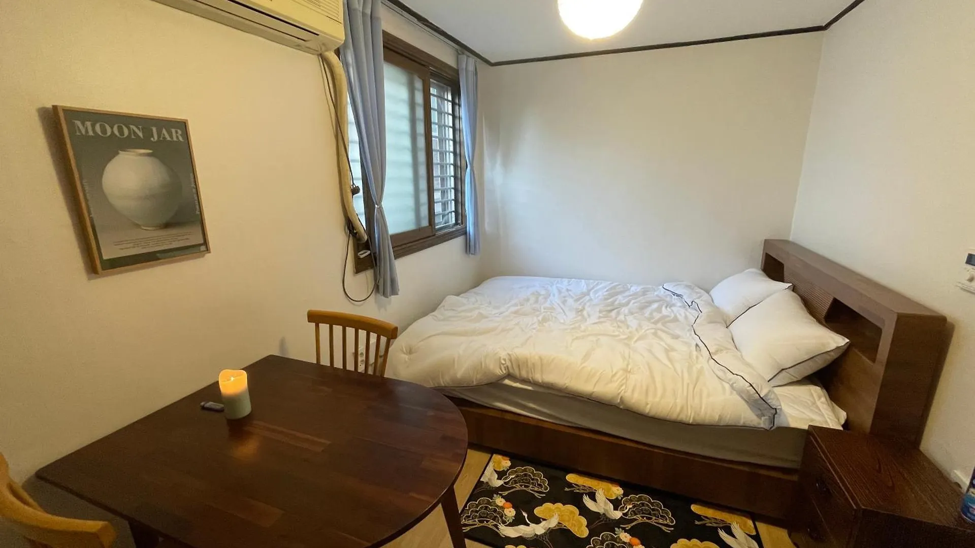 Woody House In Hongdae, Sinchon Hotel Seoul South Korea